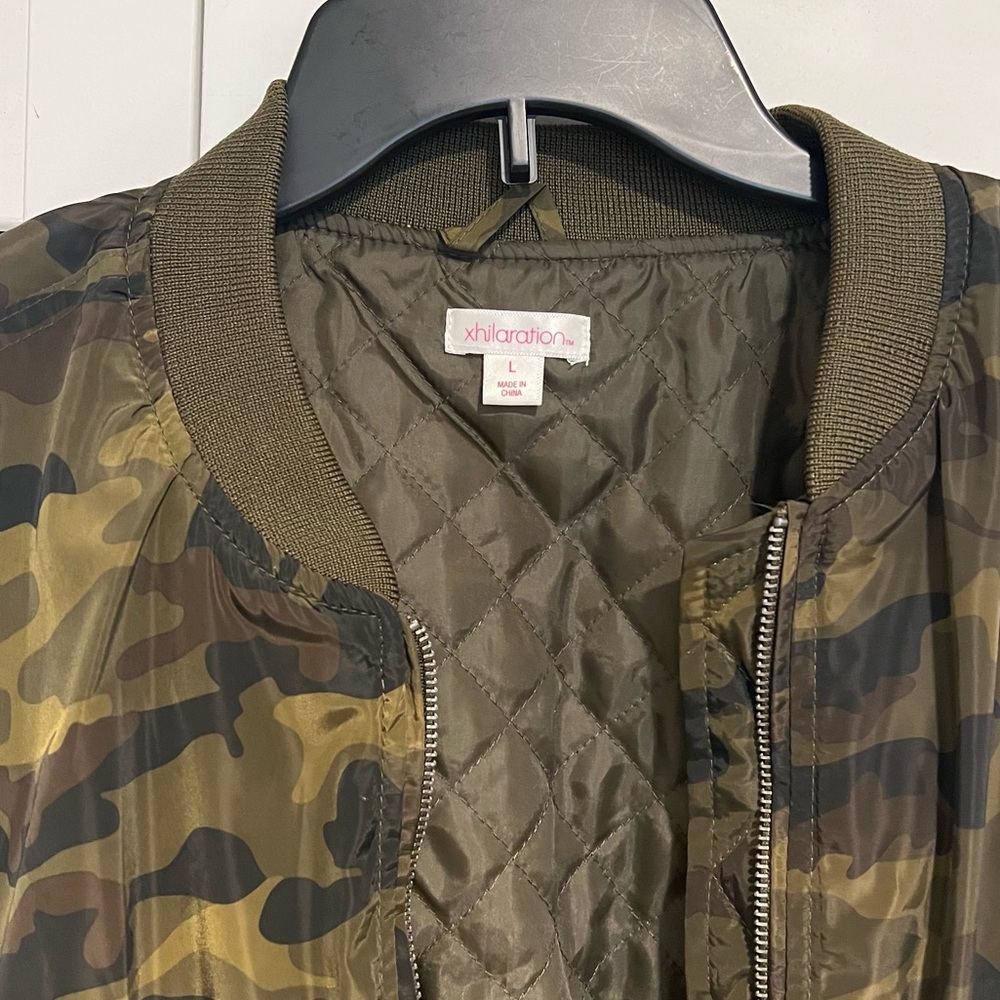 Bomber jacket - Picture 4 of 4